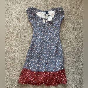 NWT - Luna Chix | Nordstroms Women’s Floral Dress | Size M